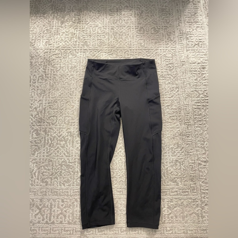 Black Lululemon Workout Leggings (size 6)